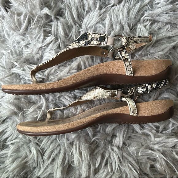 Vionic Kirra snake print leather slingback thong sandals women’s shoe size 8 - Picture 5 of 9